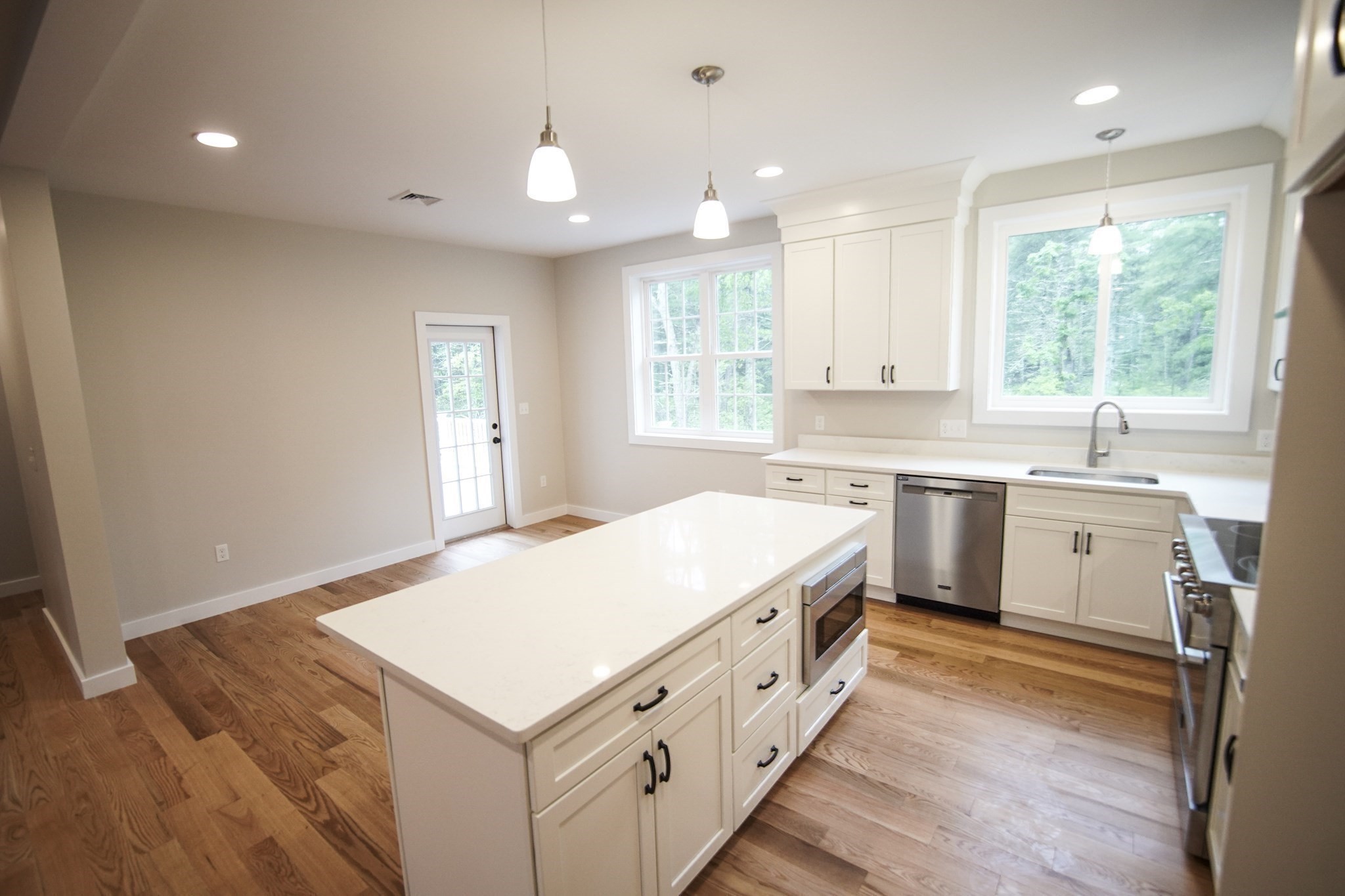 140 Tispaquin St, Middleboro, MA 02346 - Image 9