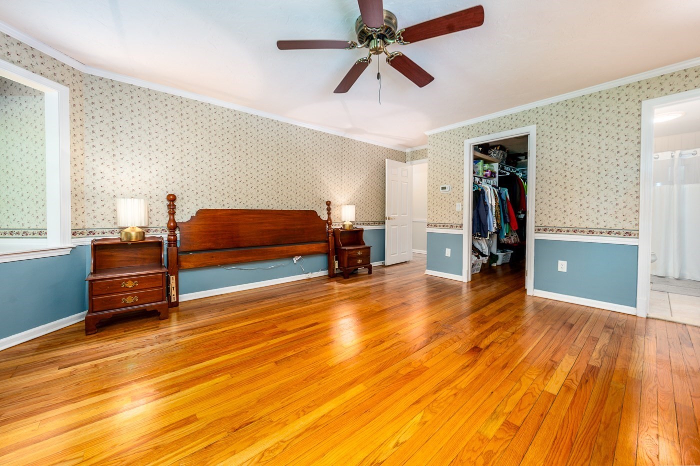 barnstable - #73383285