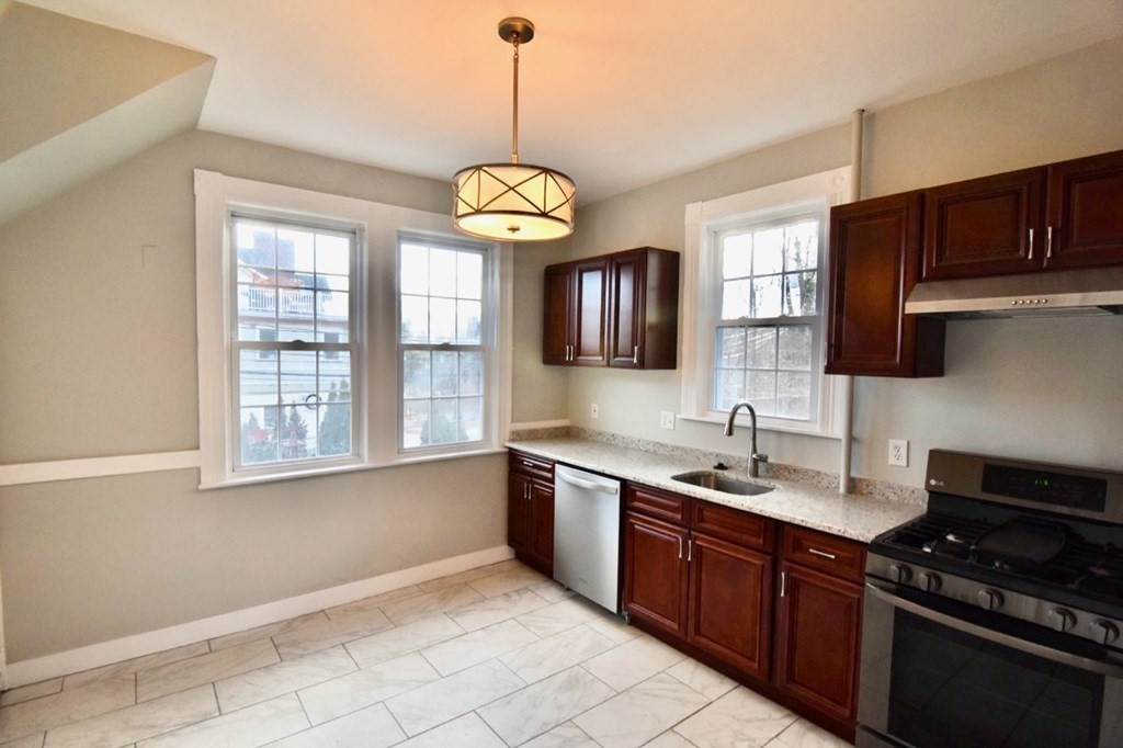 dorchester - #73384336