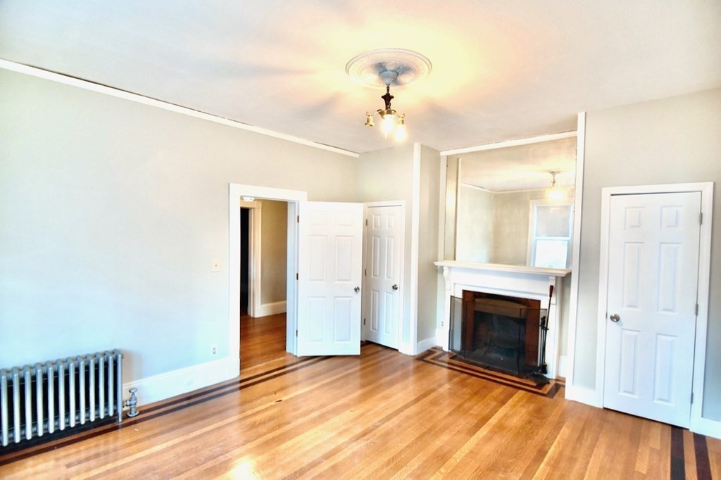 dorchester - #73384336