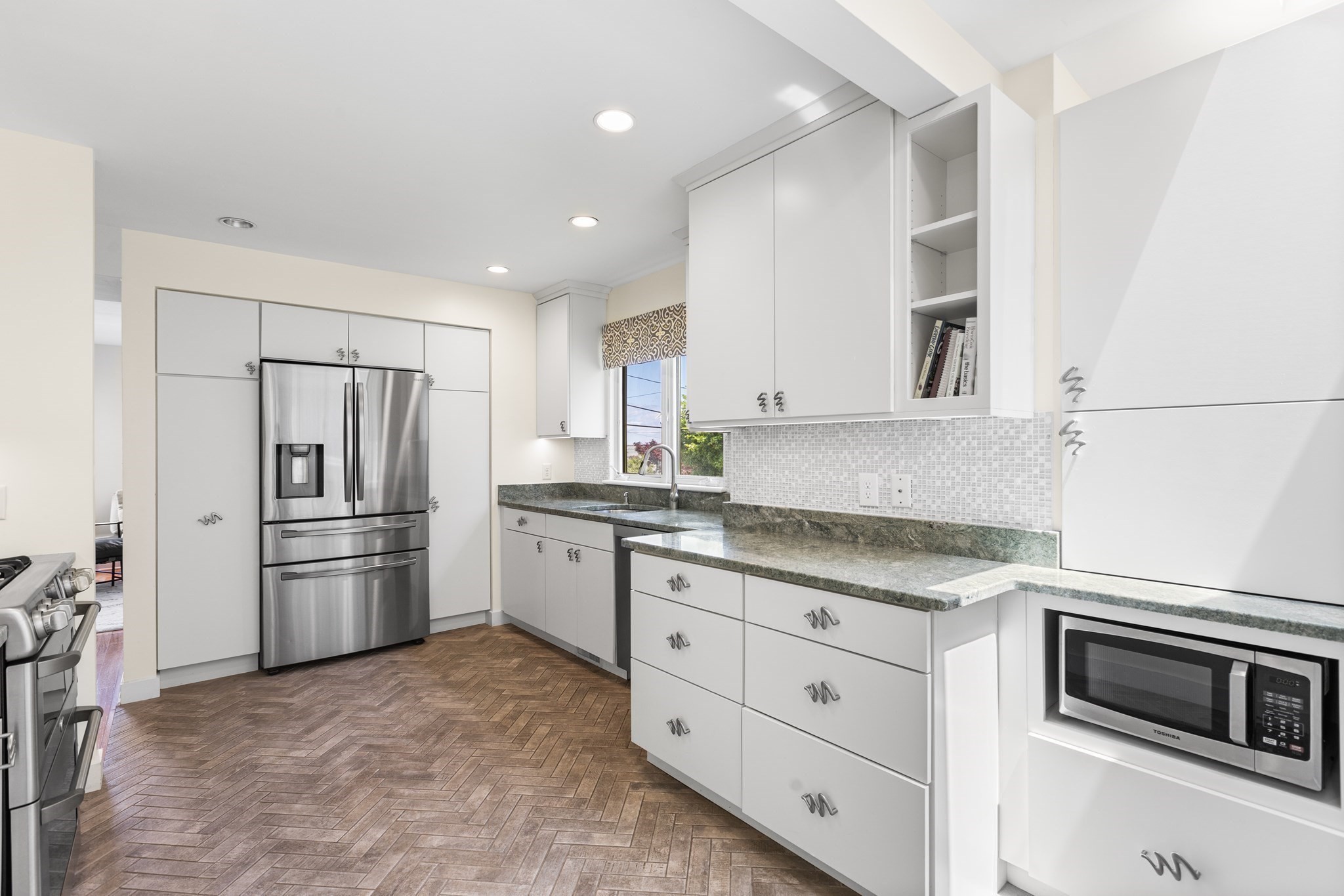 10 Prospect Ave, Hull, MA 02045 - Image 12