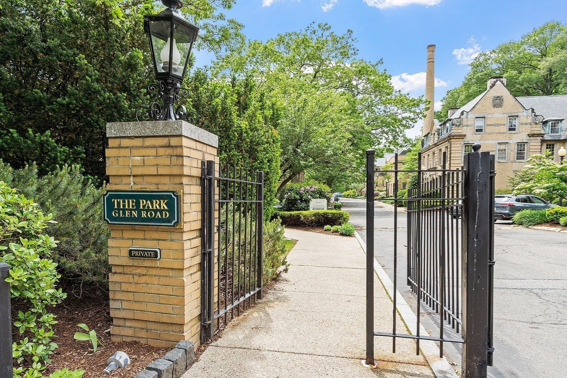 brookline - #73384823