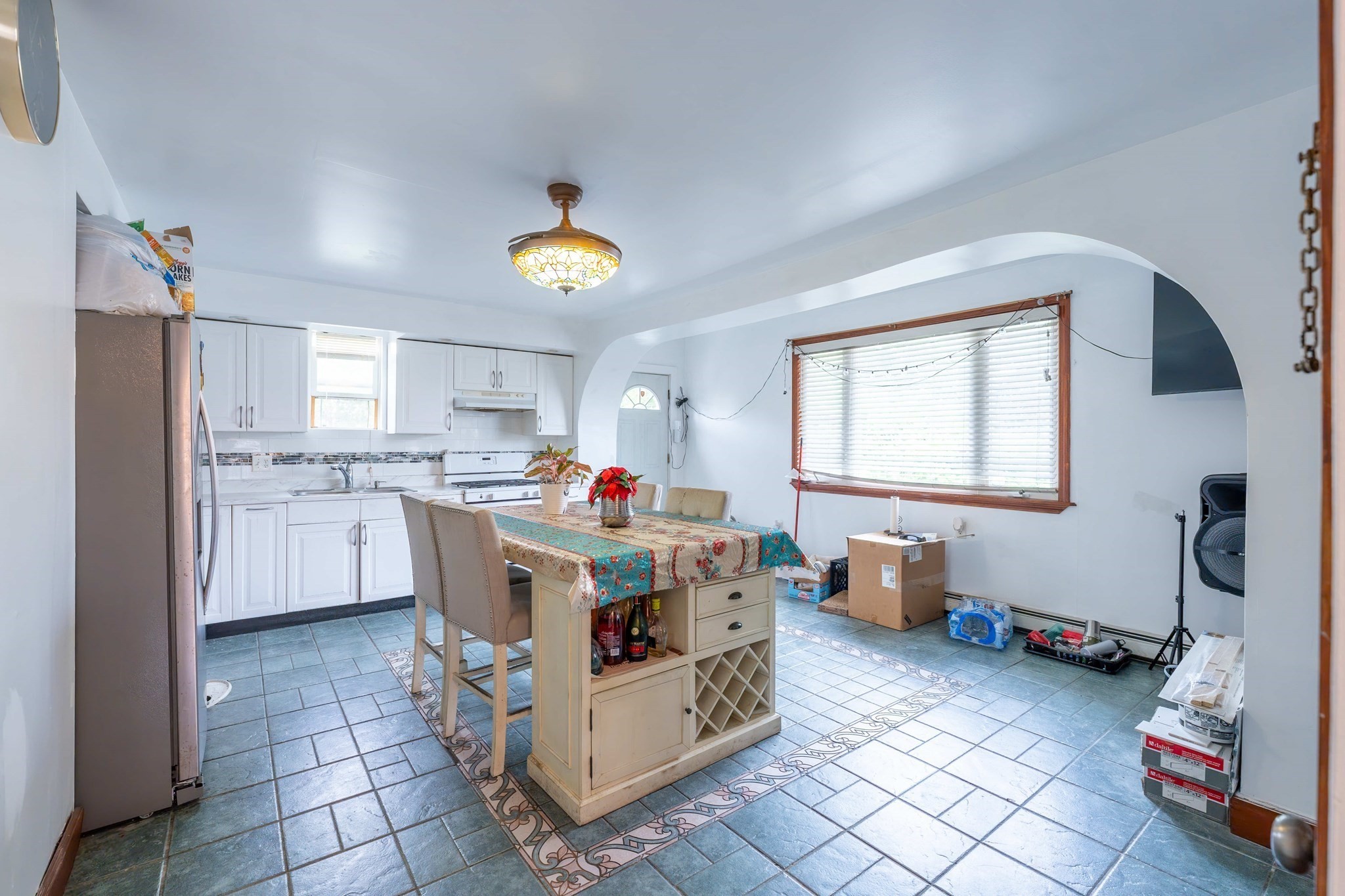 12 Charles St, Brockton, MA 02301 - Image 2