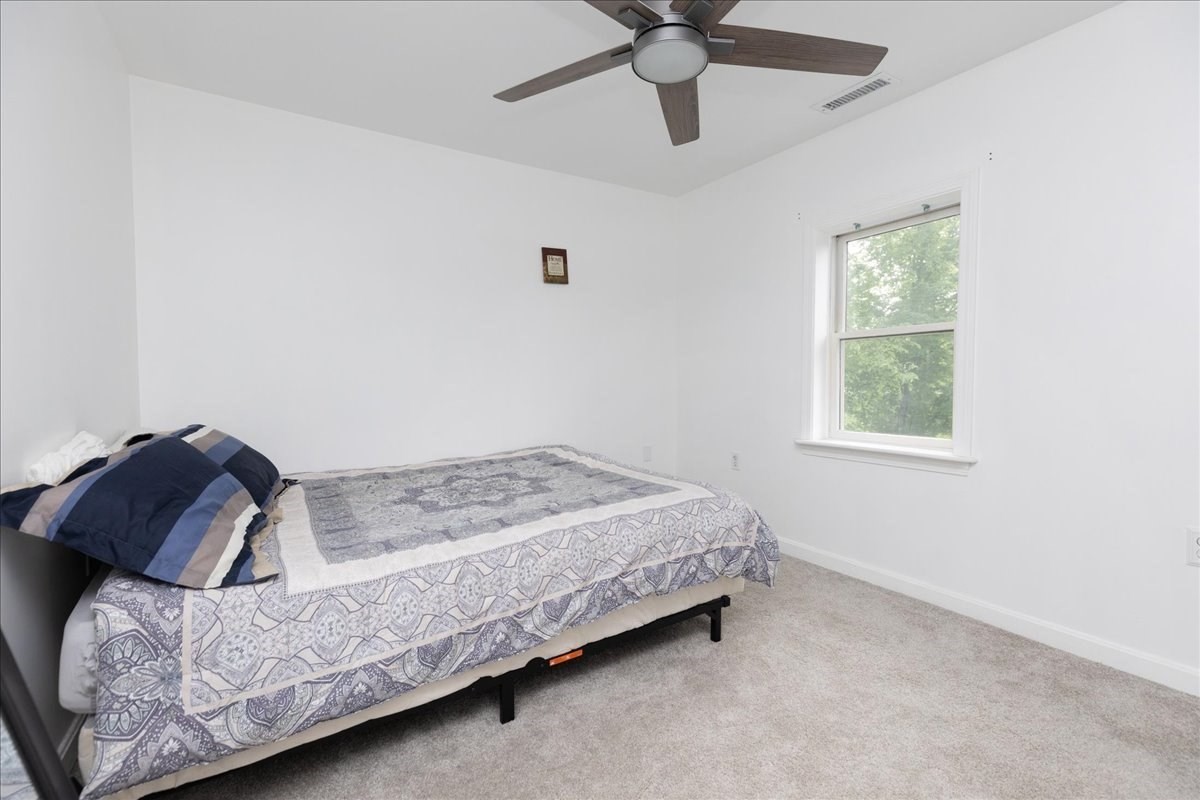 leominster - #73385055