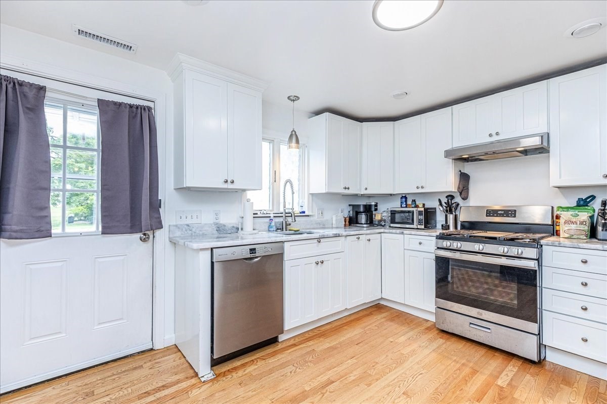 leominster - #73385055
