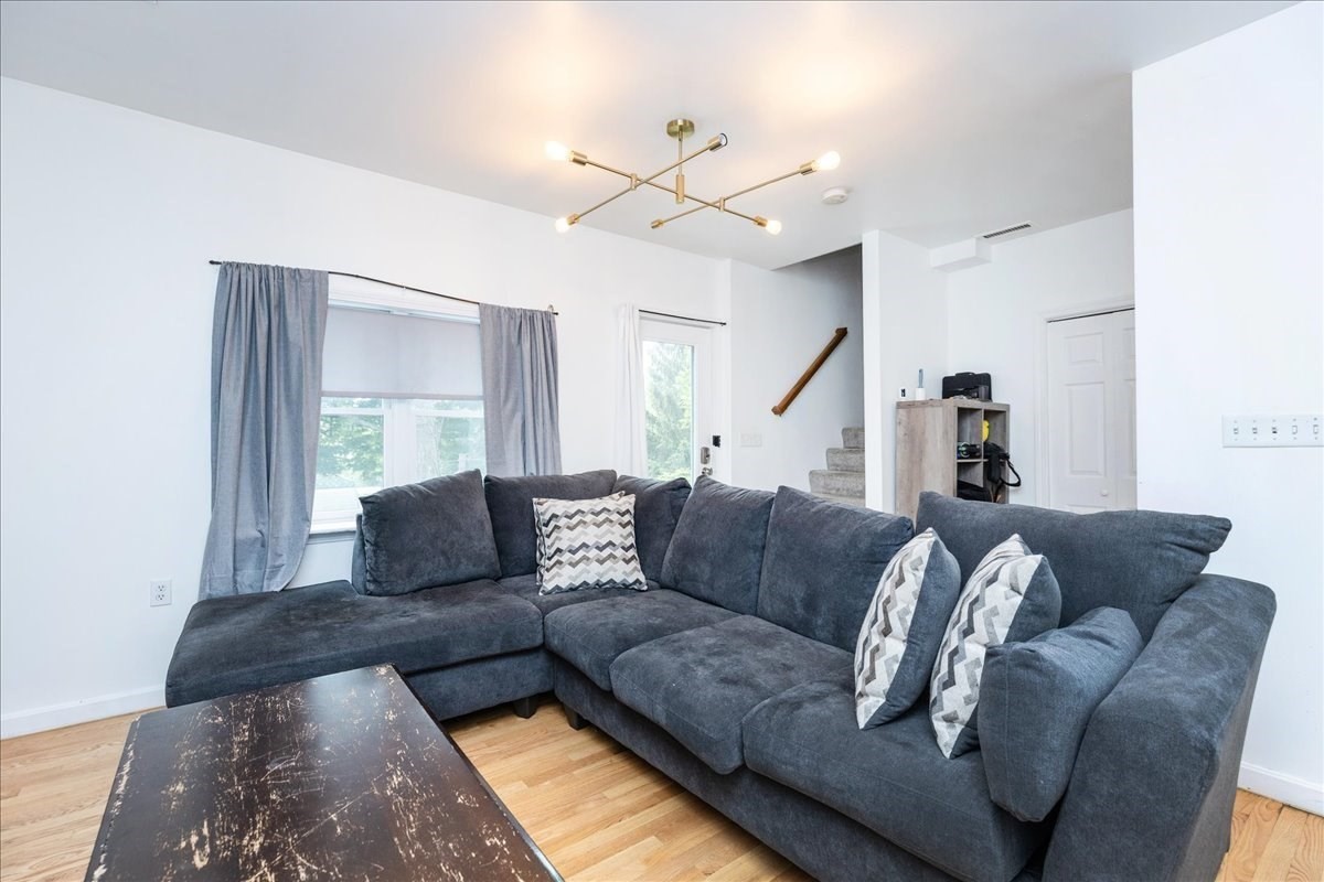 leominster - #73385055