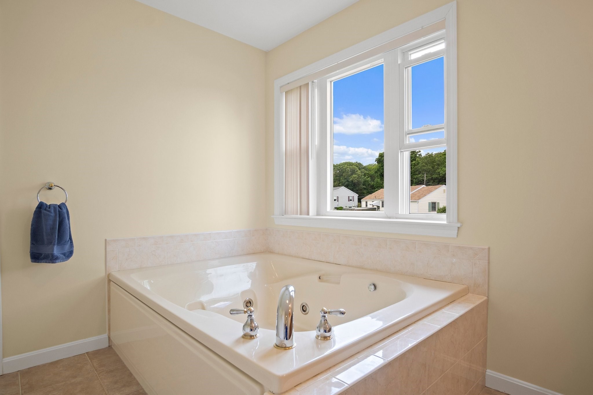 woburn - #73385285