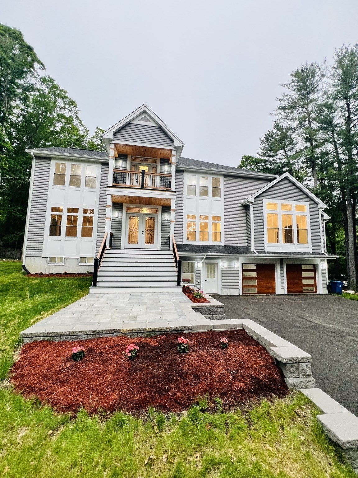 1 Harvard Ave, Burlington, MA 01803