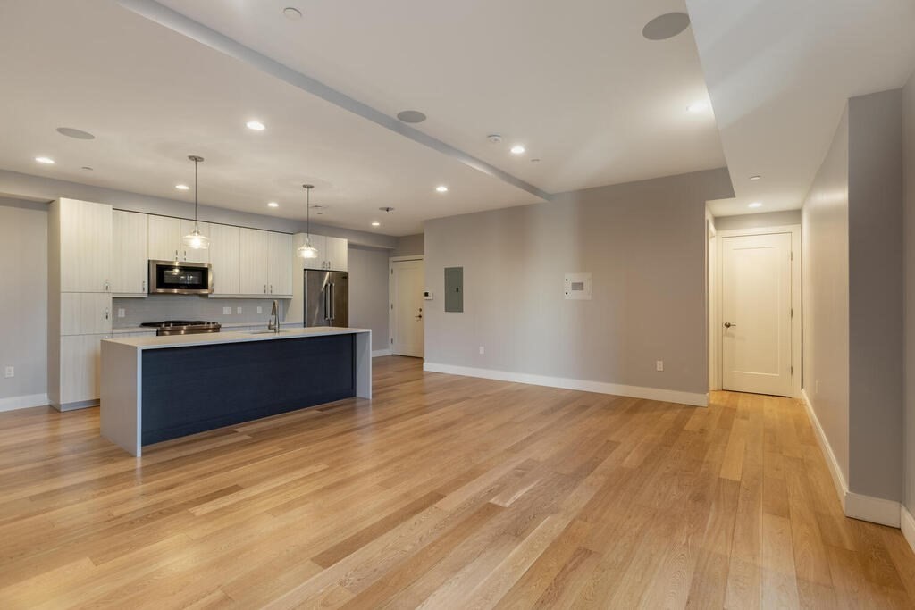 south-boston - #73385995