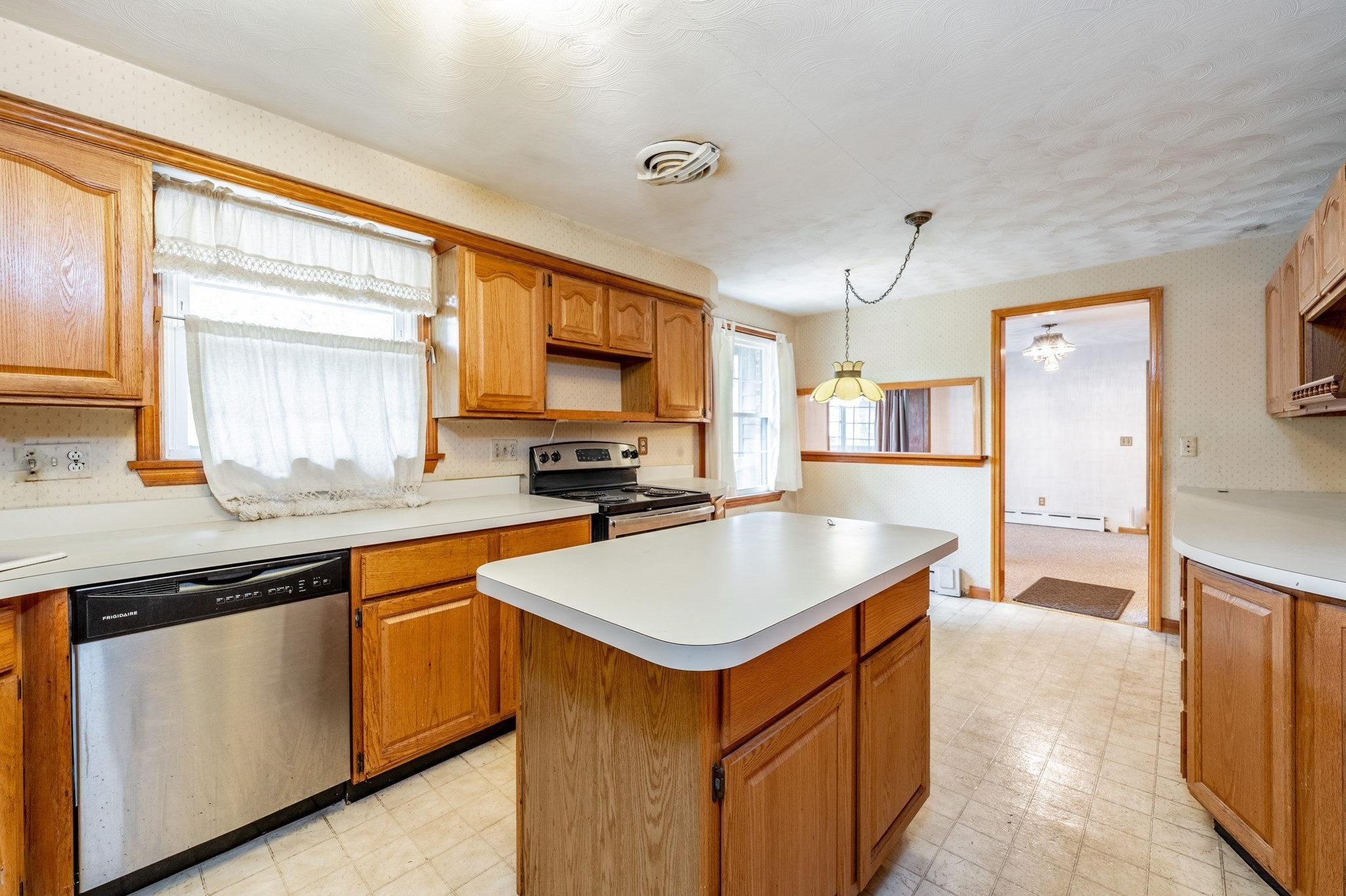 399 Elm St, East Longmeadow, MA 01028 - Image 2