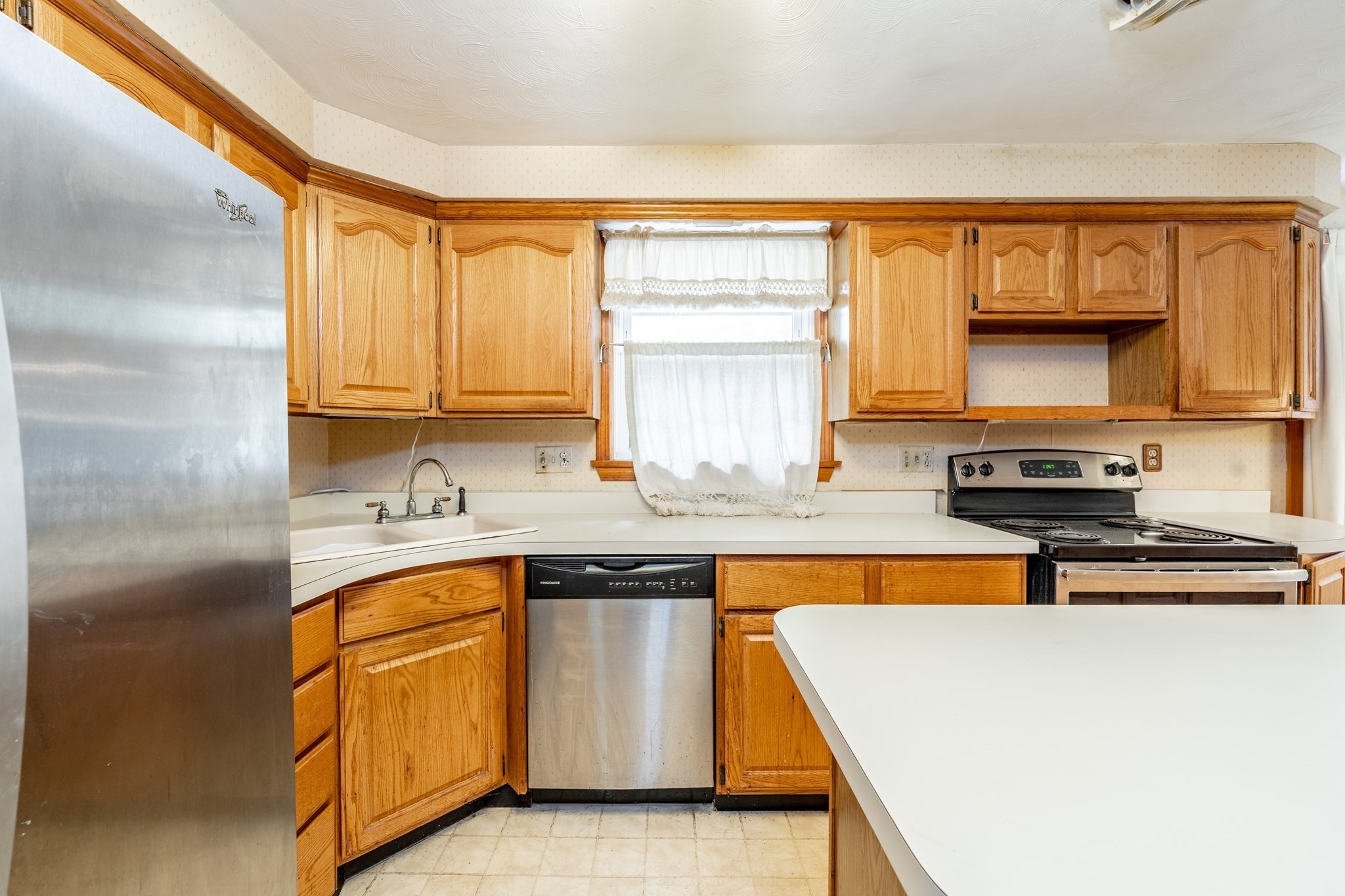 399 Elm St, East Longmeadow, MA 01028 - Image 4