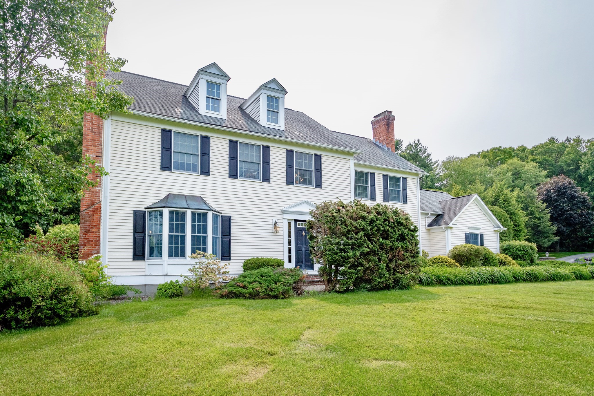 2 Stirrup Lane, Wilbraham, MA 01095