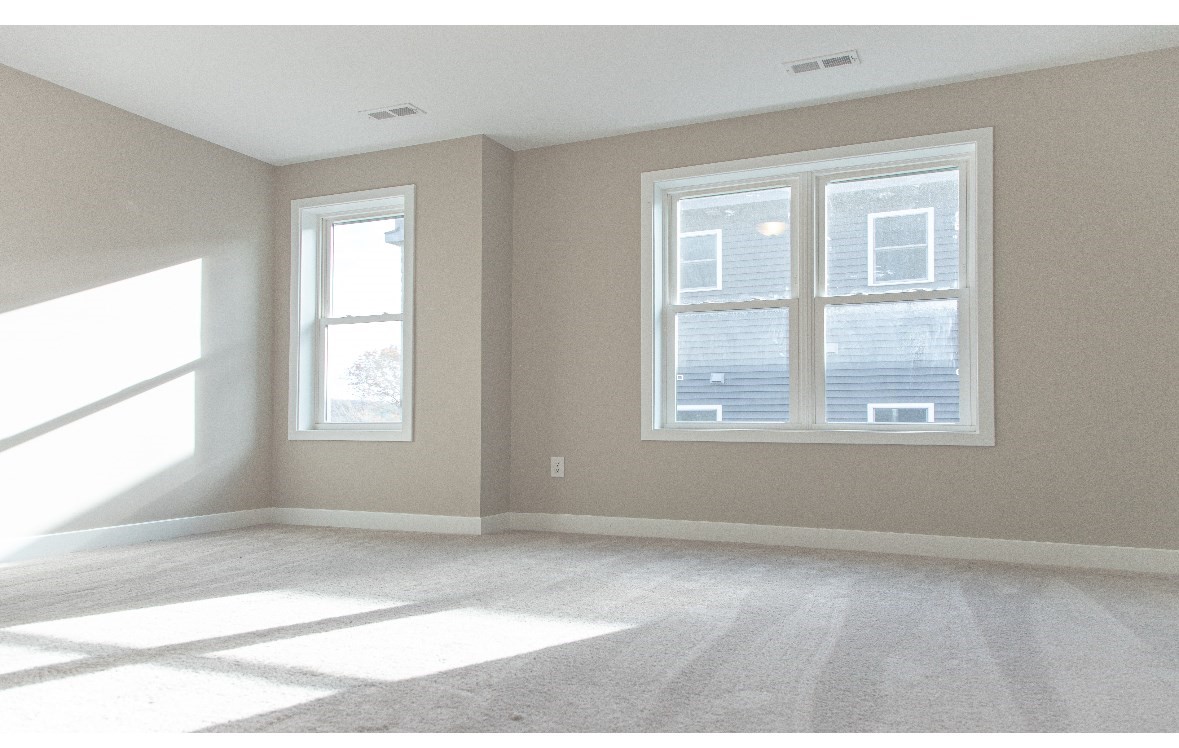 54 Richards St, Worcester, MA 01603 - Image 6