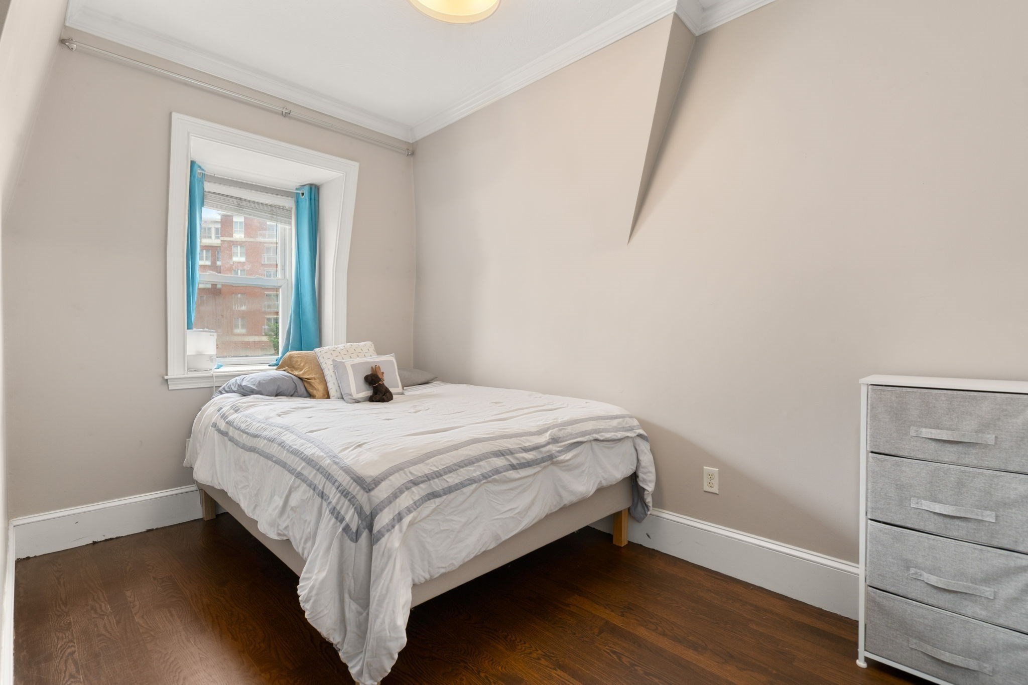 dorchester - #73388345