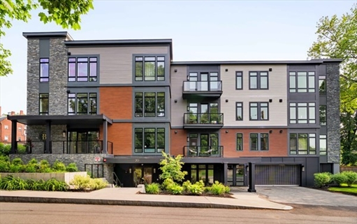 20 Kinmonth Rd, Apt 203