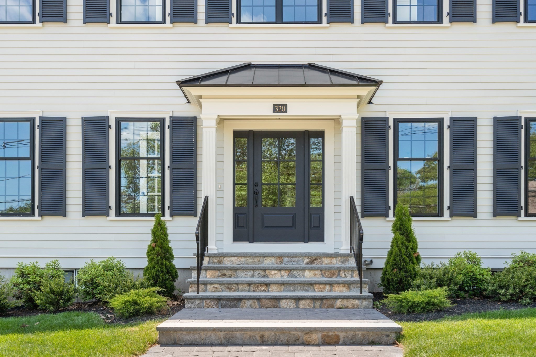 320 Lexington St, Waltham, MA 02452