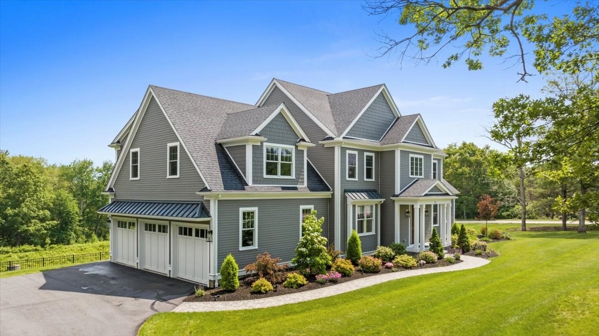 11 Quick Farm Rd, Westborough, MA 01581