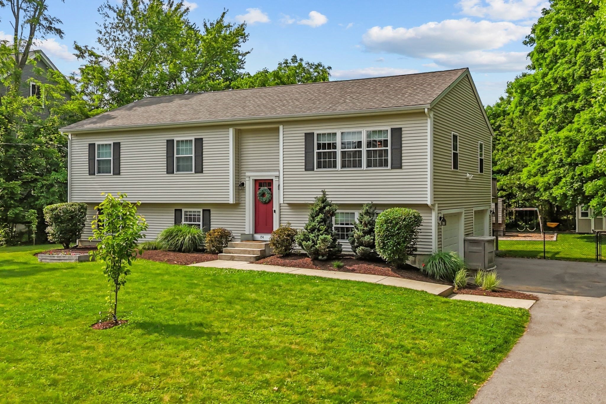 seekonk - #73390171