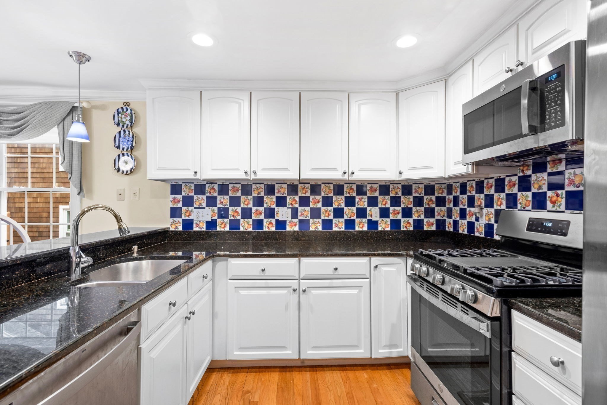 wellesley - #73390215