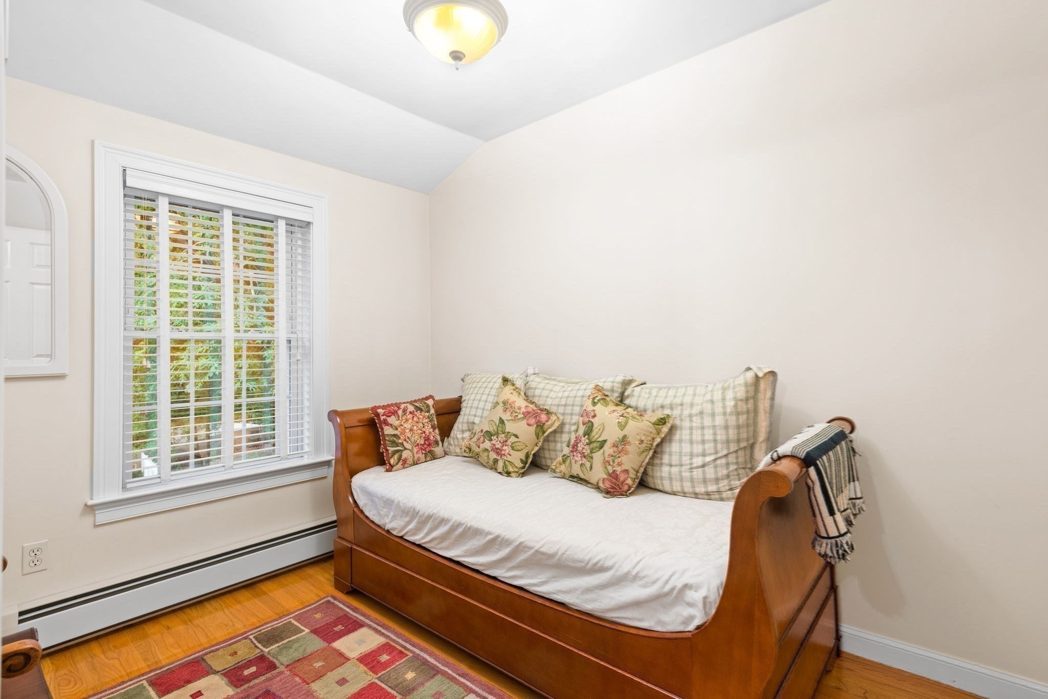 wellesley - #73390215