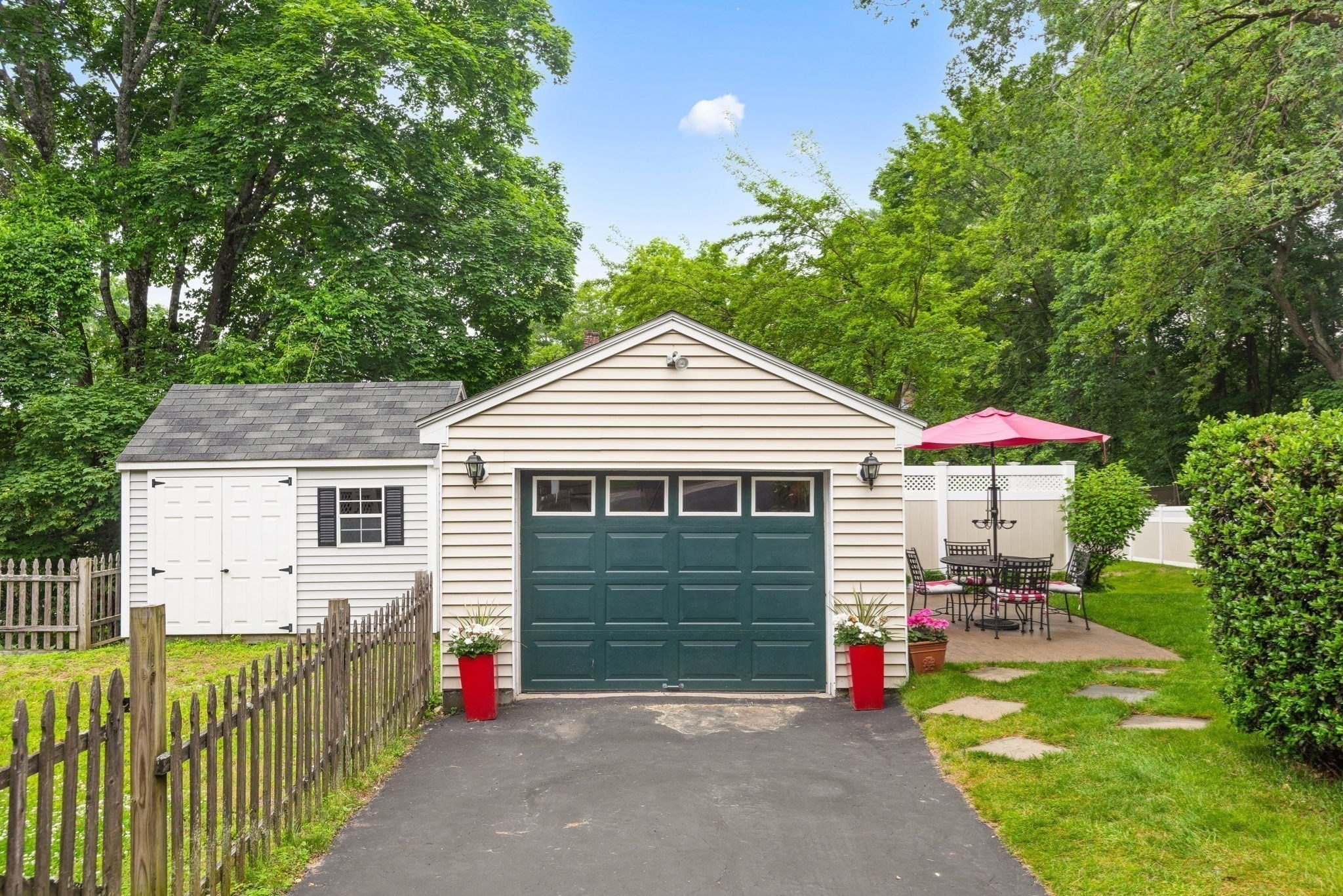 wellesley - #73390215