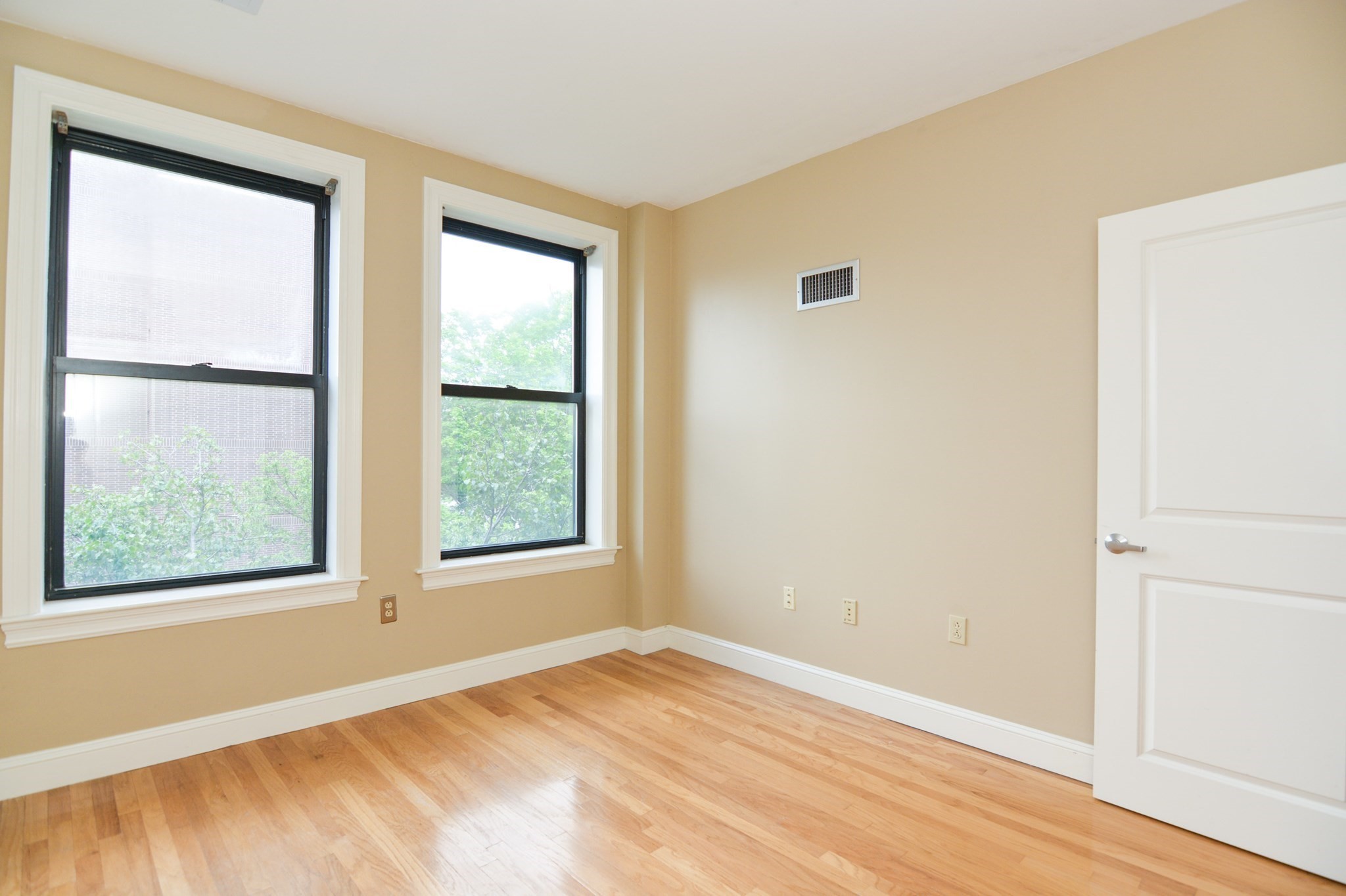 south-end - #73390346
