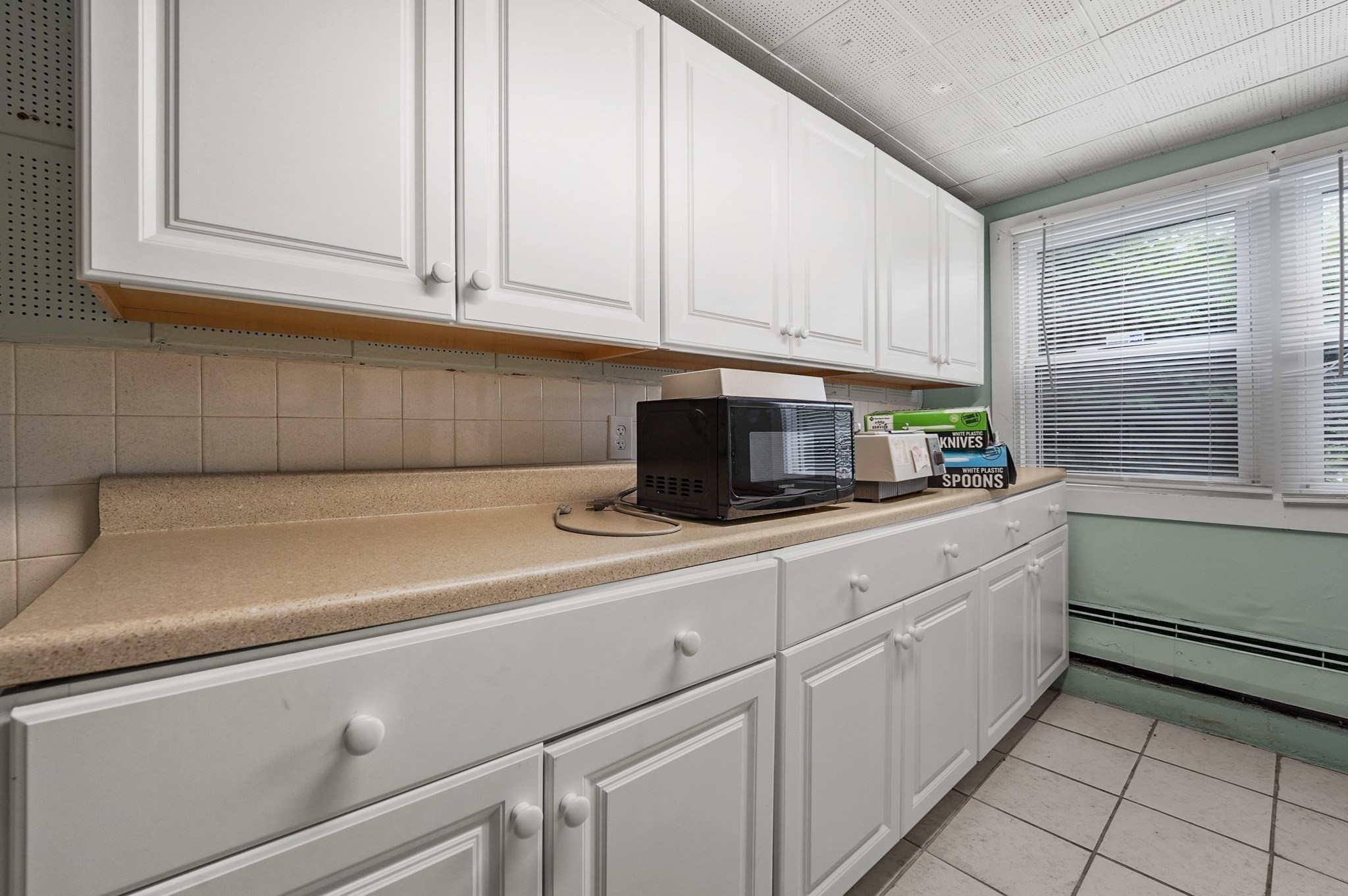 577 Grove Street, Worcester, MA 01605 - Image 31