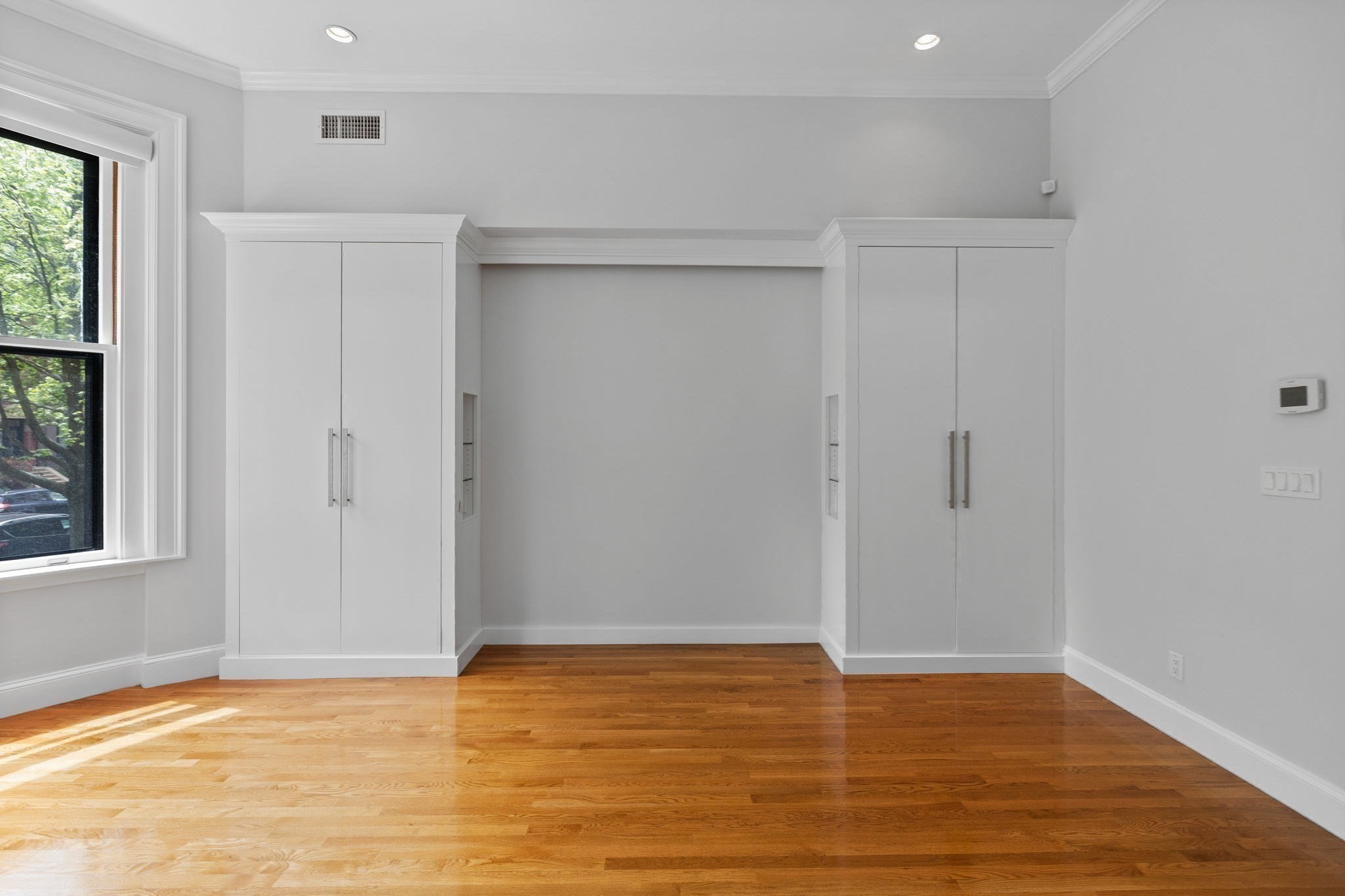 back-bay - #73390500