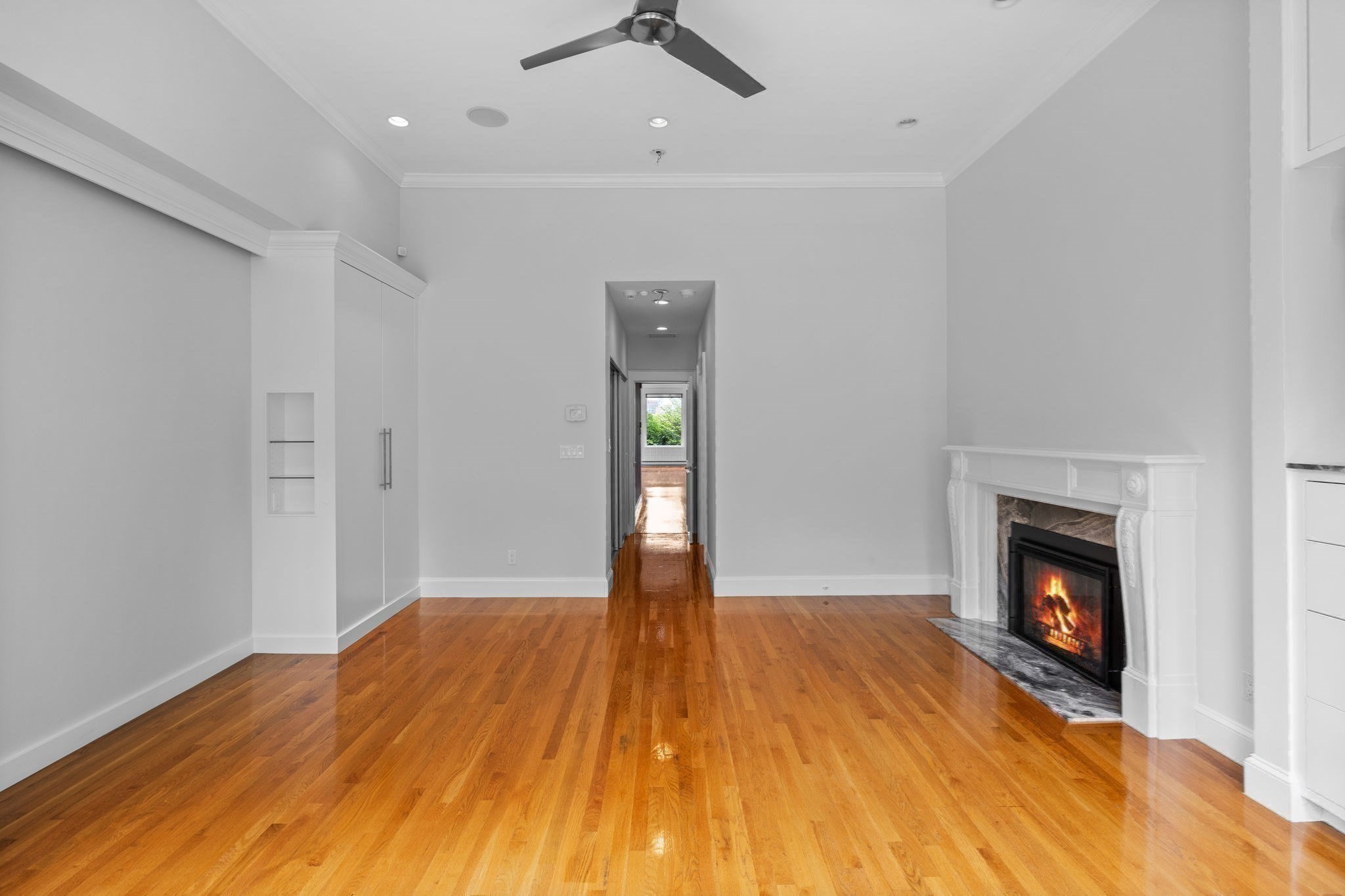 back-bay - #73390500