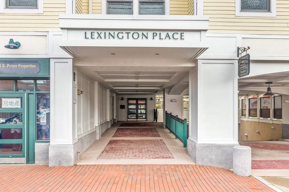 lexington - #73390525