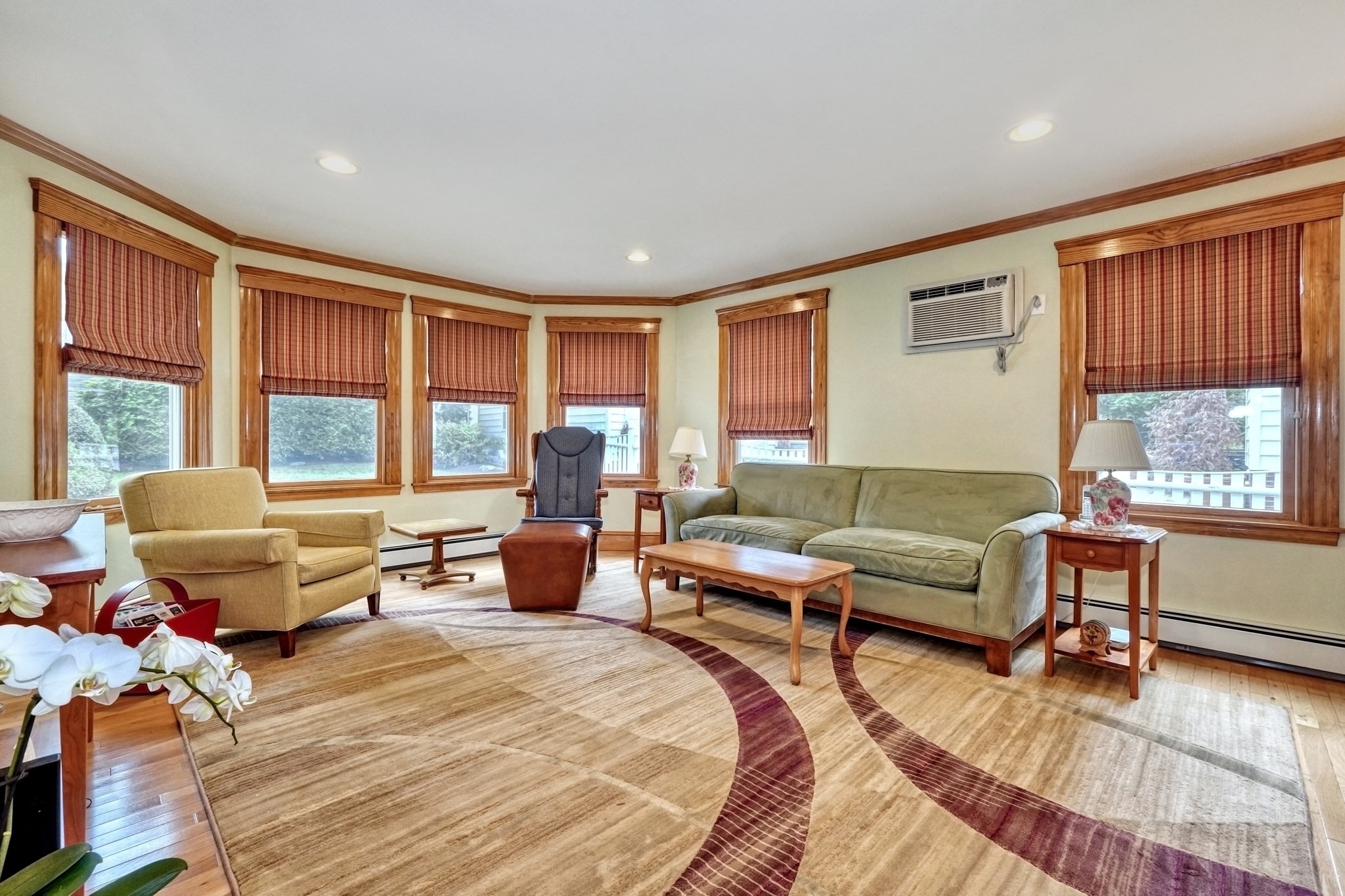 west-roxbury - #73390627