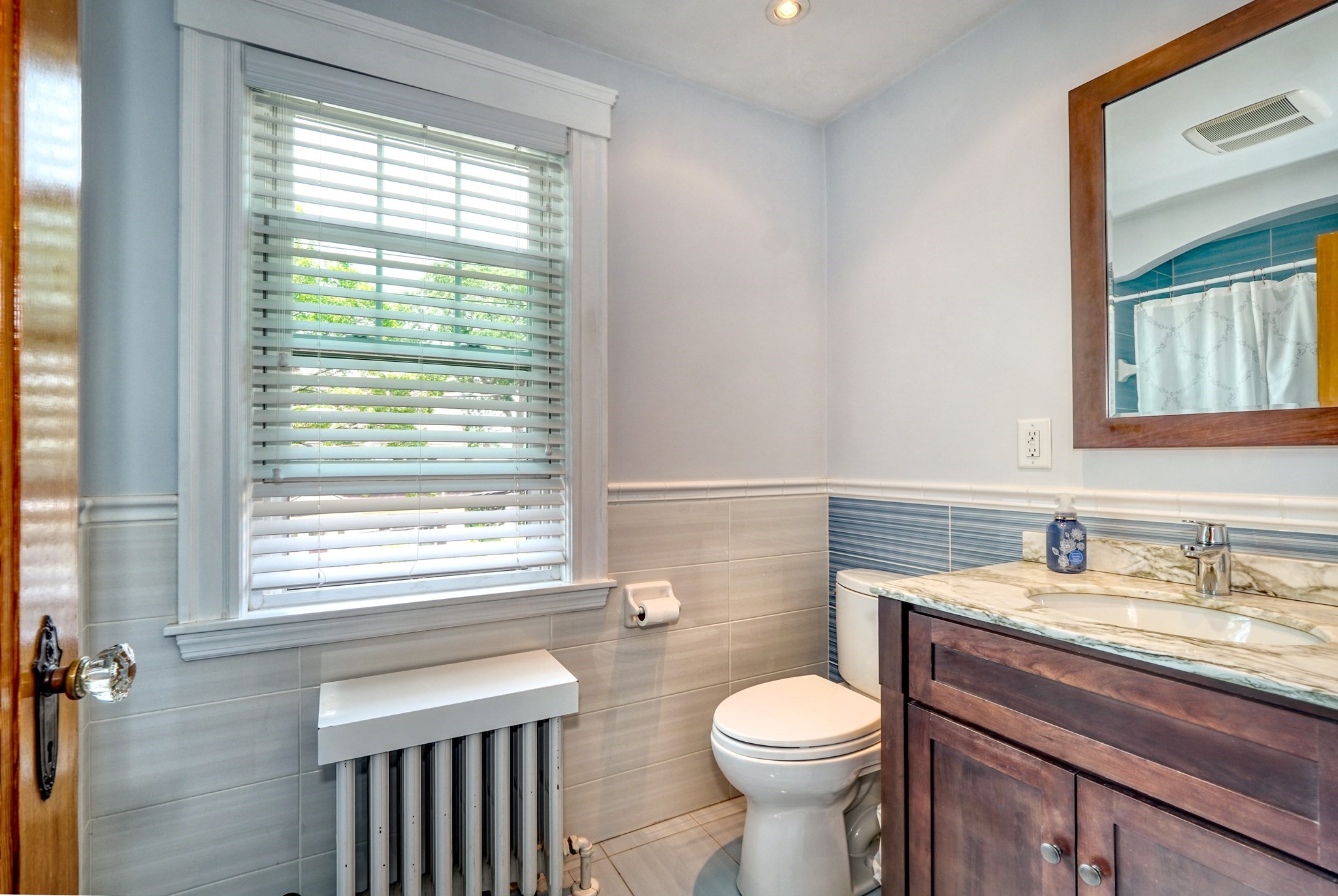 west-roxbury - #73390627
