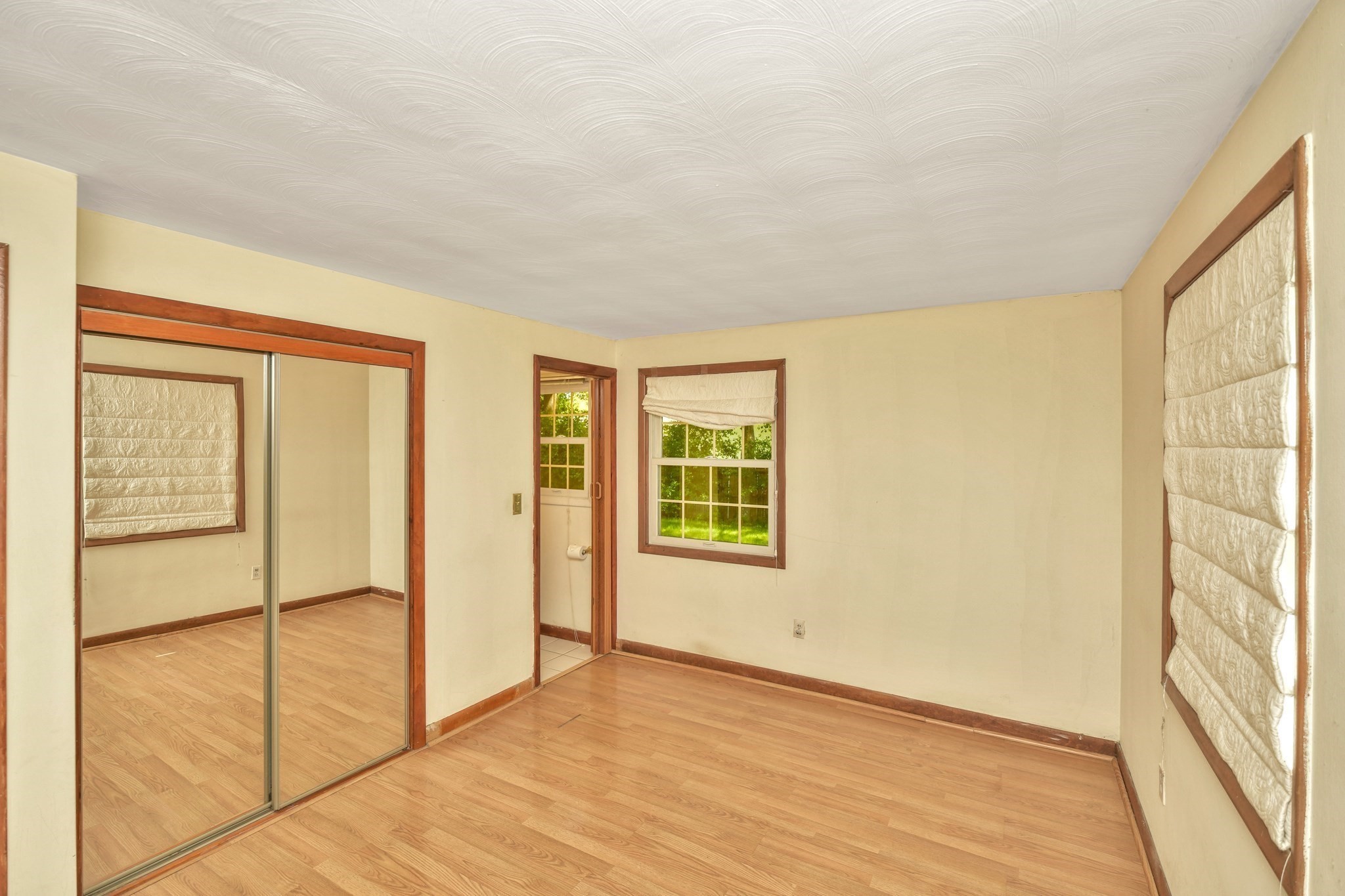 framingham - #73390793