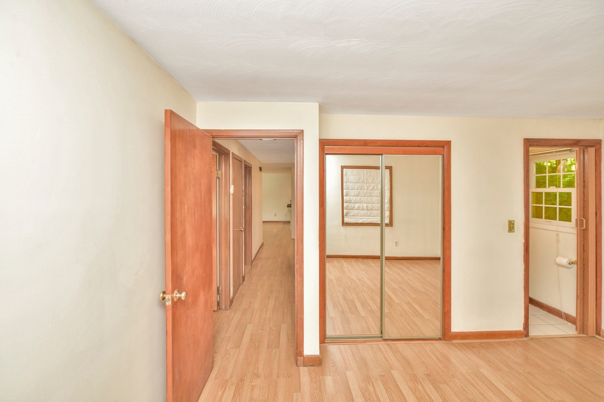 framingham - #73390793