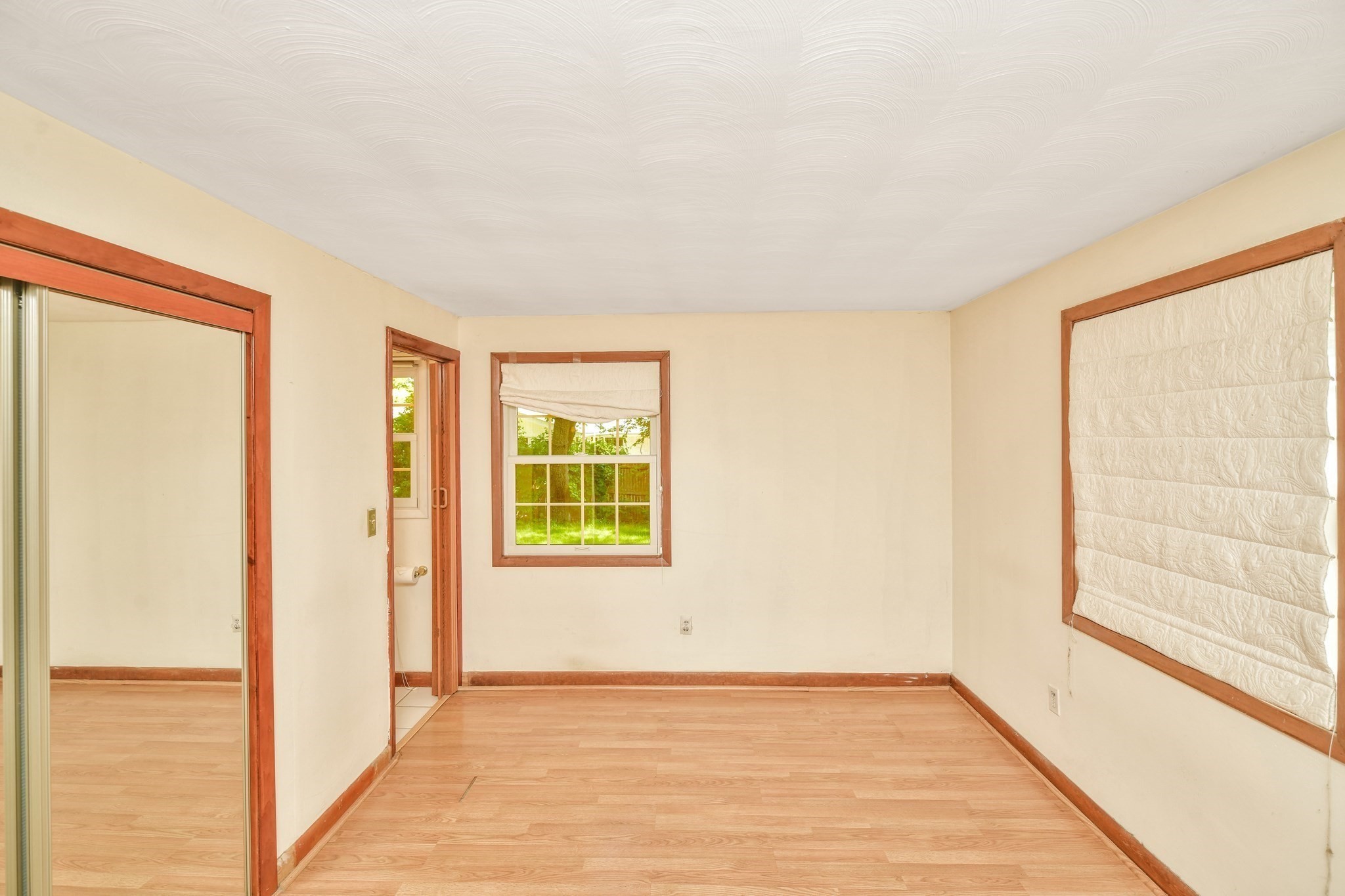framingham - #73390793