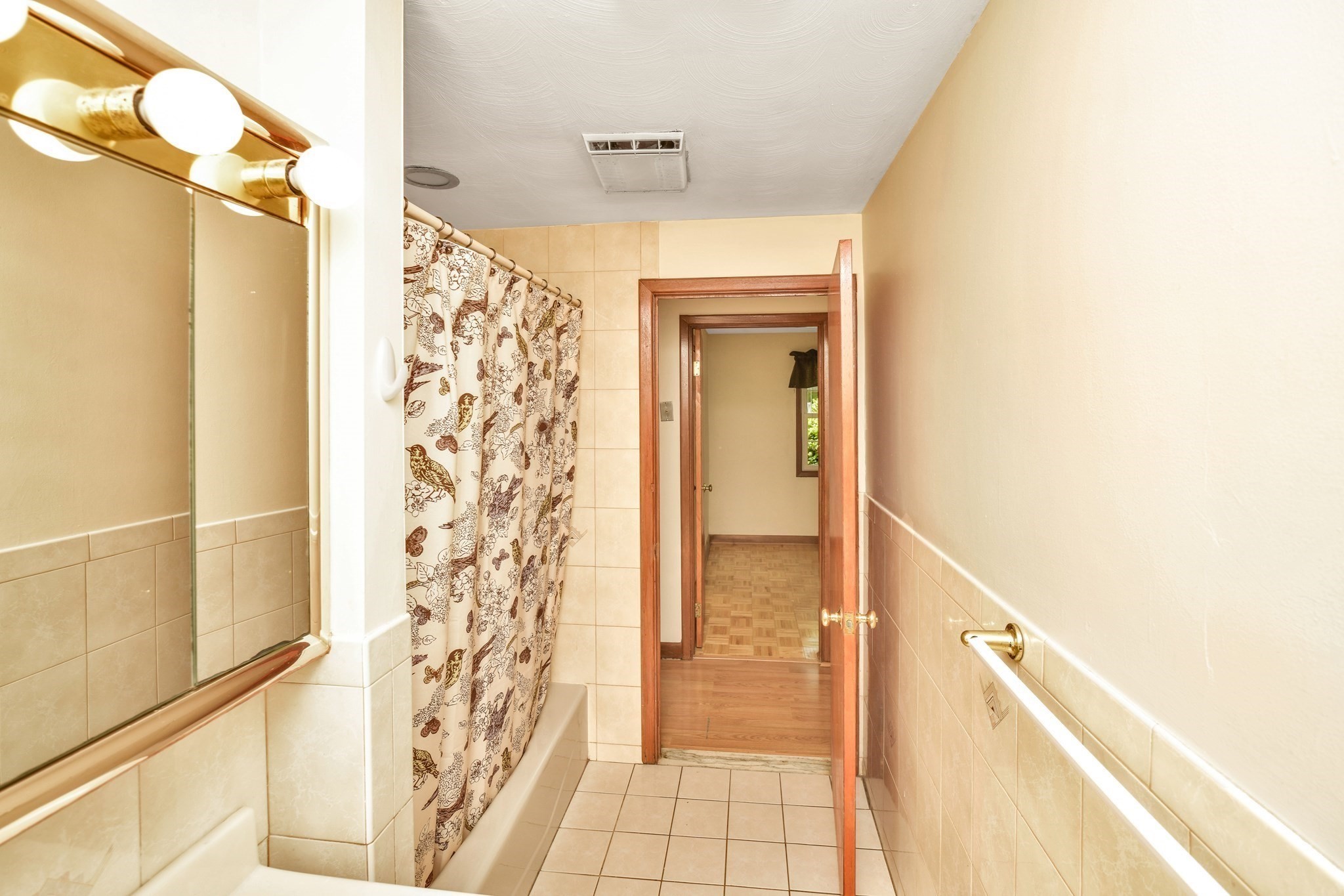 framingham - #73390793