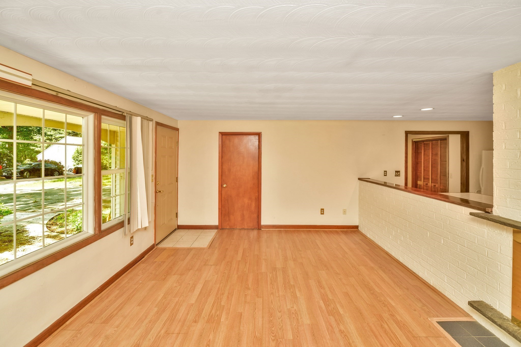 framingham - #73390793