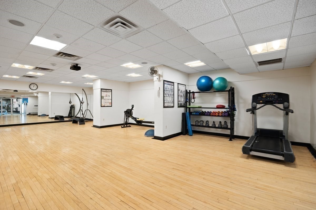 brookline - #73390801