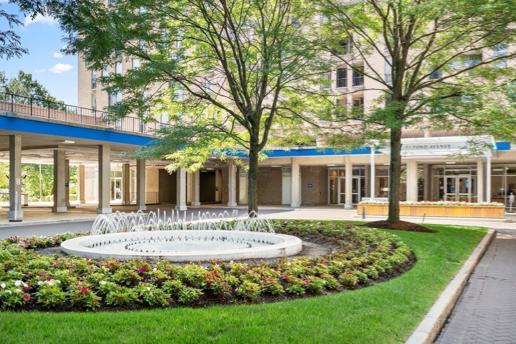brookline - #73390801