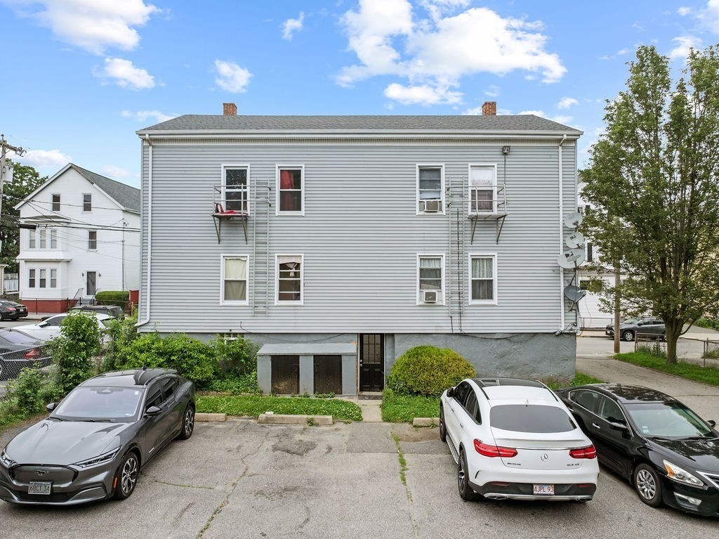 135 Snell, Fall River, MA 02721 - Image 2