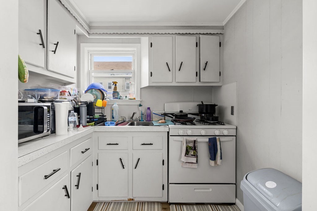 135 Snell, Fall River, MA 02721 - Image 12