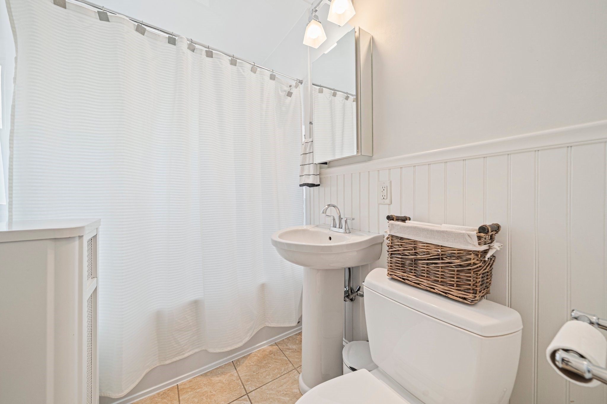west-roxbury - #73391419