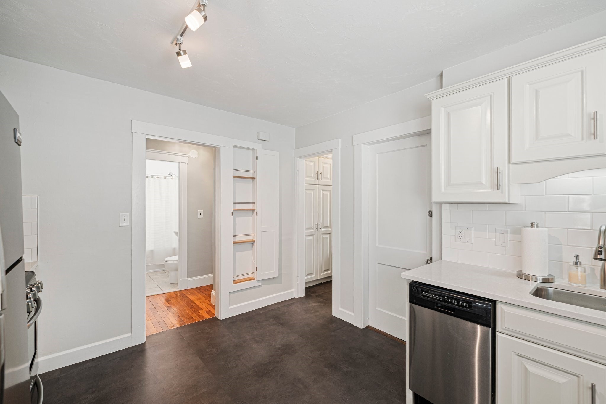 west-roxbury - #73391419