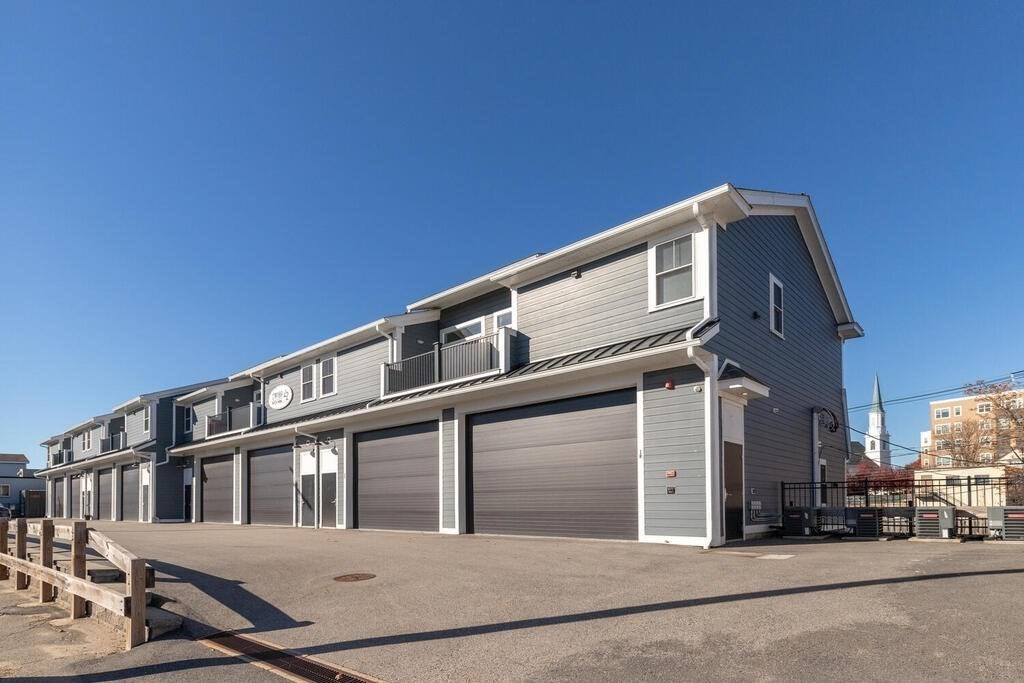 42 Felton Street, Waltham, MA 02451 - Image 17