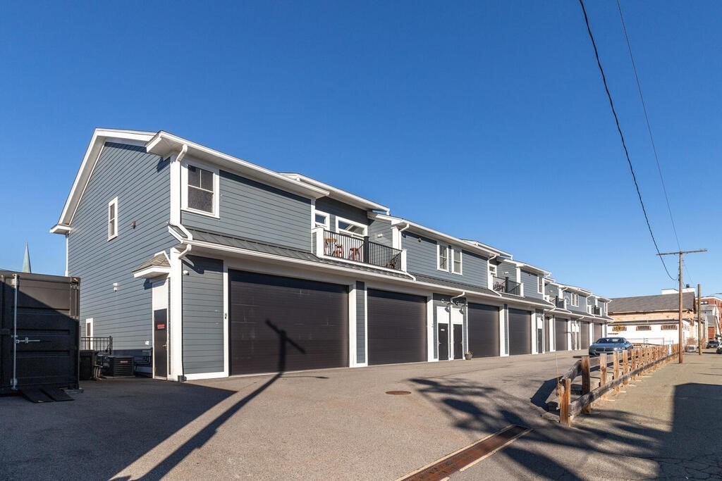 42 Felton Street, Waltham, MA 02451 - Image 3