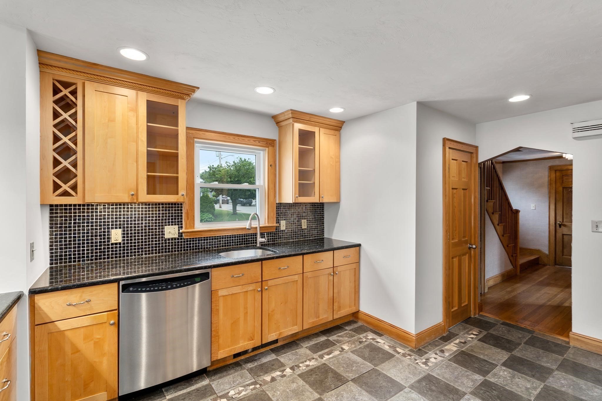 west-roxbury - #73392058