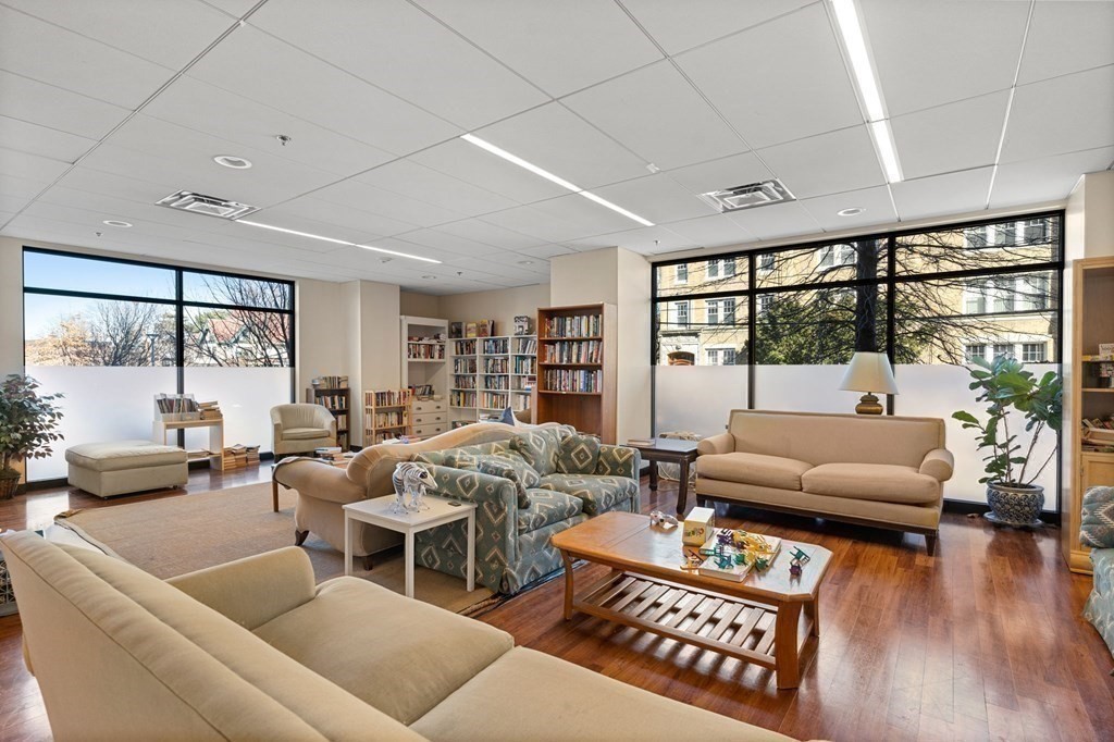 60 Longwood Ave Unit 802, Brookline, MA 02446 - Image 13