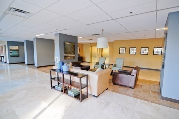 60 Longwood Ave Unit 802, Brookline, MA 02446 - Image 15