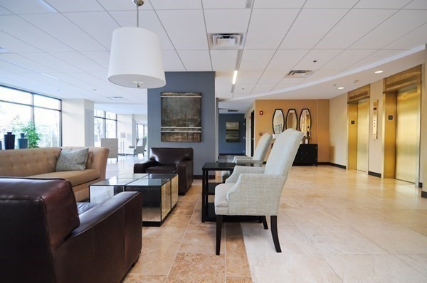 60 Longwood Ave Unit 802, Brookline, MA 02446 - Image 17