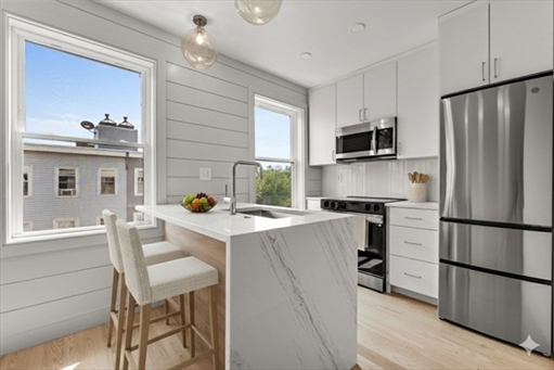 88 Maverick Street, Apt 3